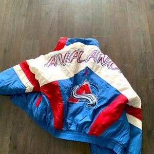 Vintage Pro Player 1998 champions avalanche coat (no hoodie attached) sz XXL.